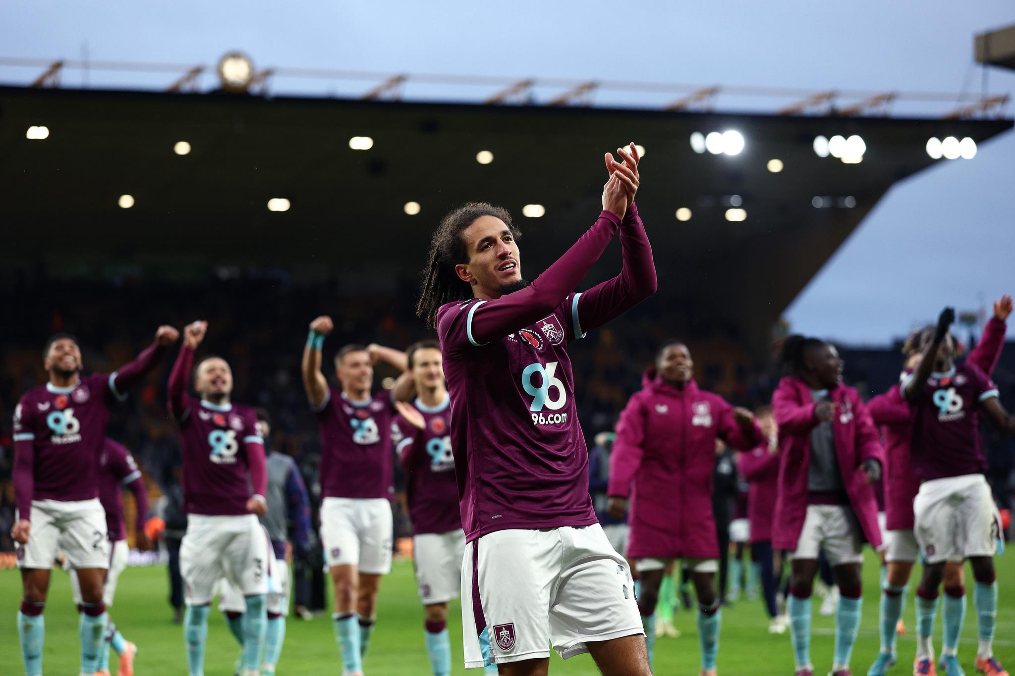 世界杯手机观看-U18比赛报告：伯恩利1-2曼联